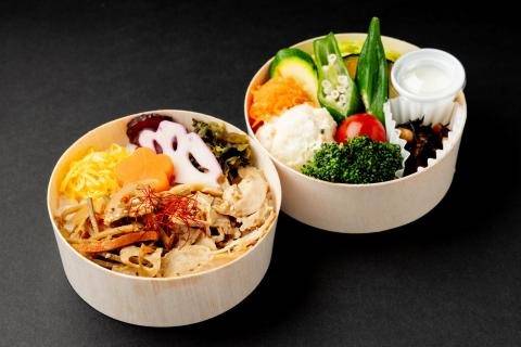 【彩り温野菜のわっぱ二段弁当】⑥味わい鶏ごぼうの旨煮わっぱ弁当