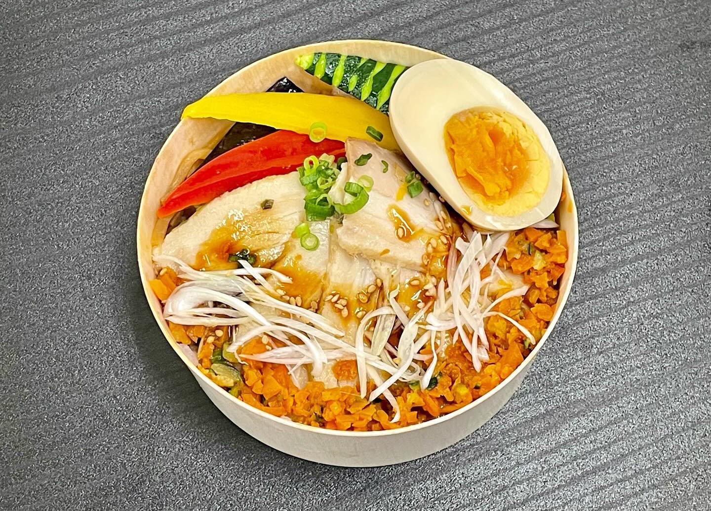 「蘭麻」のチャーシュー丼。